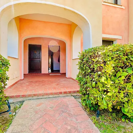 Holiday home With A Private Free Sun Bed And Umbrellas Porto Cervo