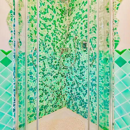 בית נופש Con Privata Lettini E Ombrelloni Gratuiti *