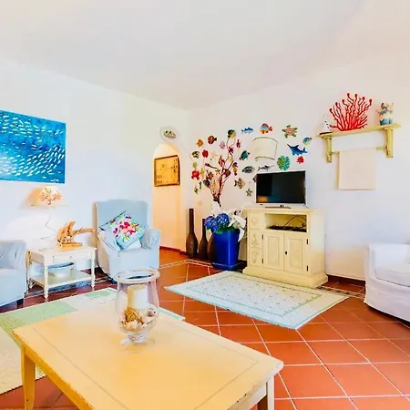 Con Privata Lettini E Ombrelloni Gratuiti Holiday home Porto Cervo