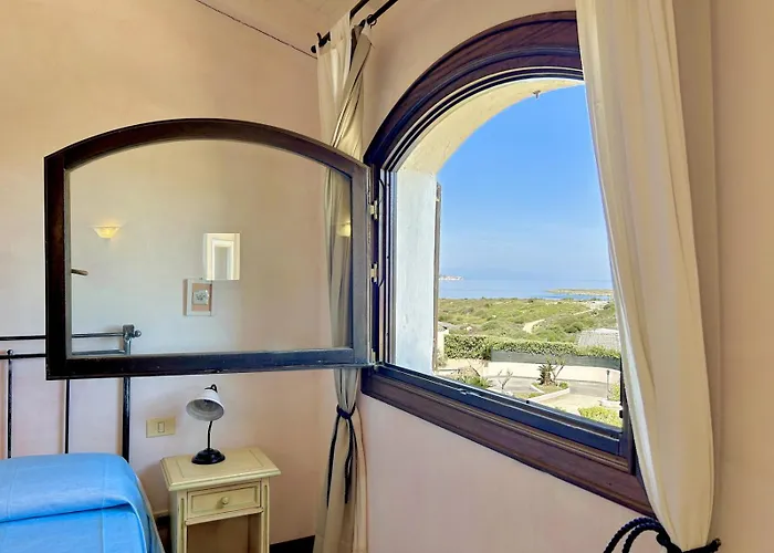 Con Privata Lettini E Ombrelloni Gratuiti