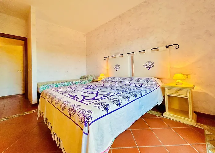 Con Privata Lettini E Ombrelloni Gratuiti *