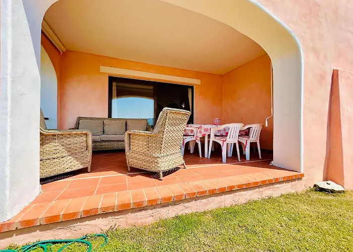 Con Privata Lettini E Ombrelloni Gratuiti