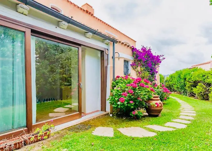 Holiday home Con Privata Lettini E Ombrelloni Gratuiti *