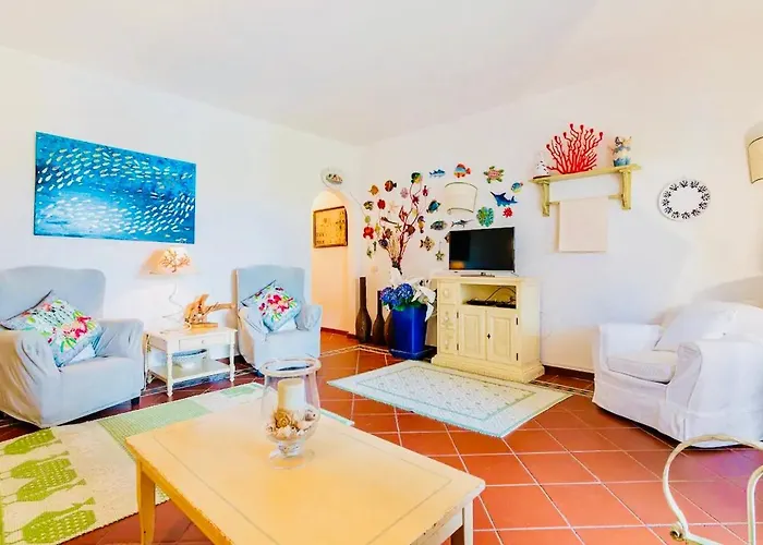 Con Privata Lettini E Ombrelloni Gratuiti Holiday home Porto Cervo