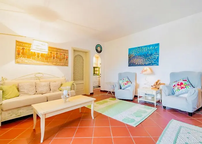 Con Privata Lettini E Ombrelloni Gratuiti