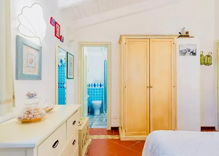 Con Privata Lettini E Ombrelloni Gratuiti Сasa de vacaciones