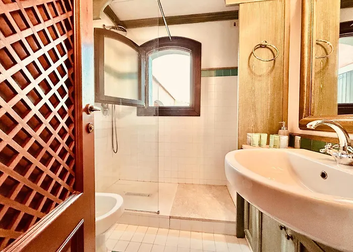 Con Privata Lettini E Ombrelloni Gratuiti Porto Cervo