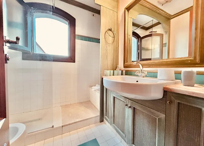 Con Privata Lettini E Ombrelloni Gratuiti * Porto Cervo